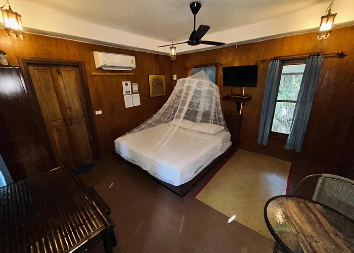 Khao Sok Paradise Resort
